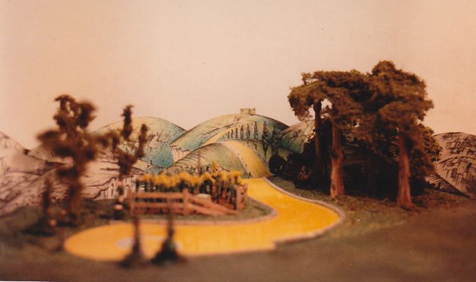 
The Yellow Brick Road from Stanley Baxter's Christmas Show version of The Wizard of Oz scale 1:50