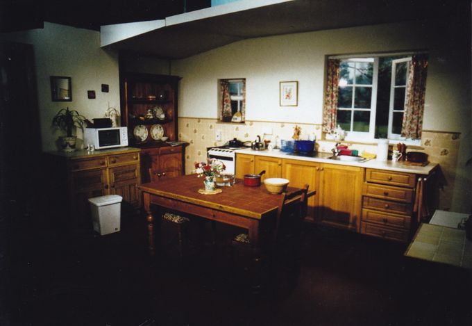 The larger studio based kitchen set of series 1